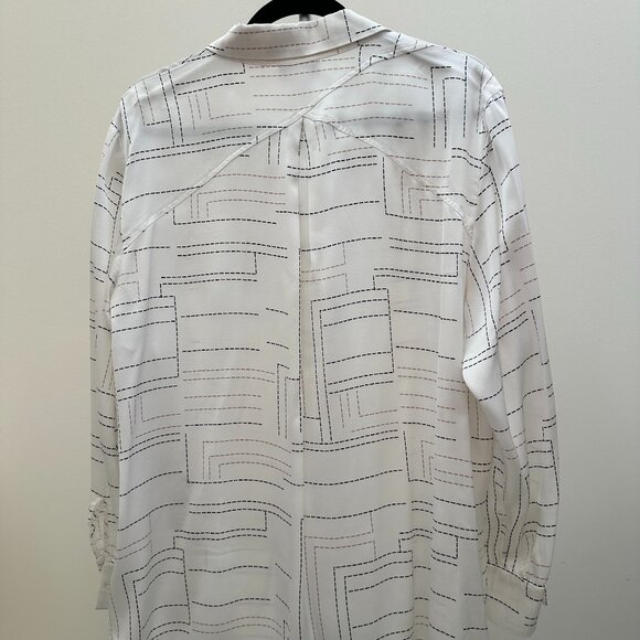 Women's Button-Up - Picture 10 of 12